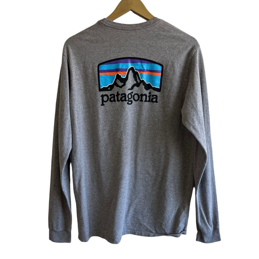 Patagonia Men’s Medium Fitz Roy Horizons Responsibili-Tee Gray Long Sleeve Shirt